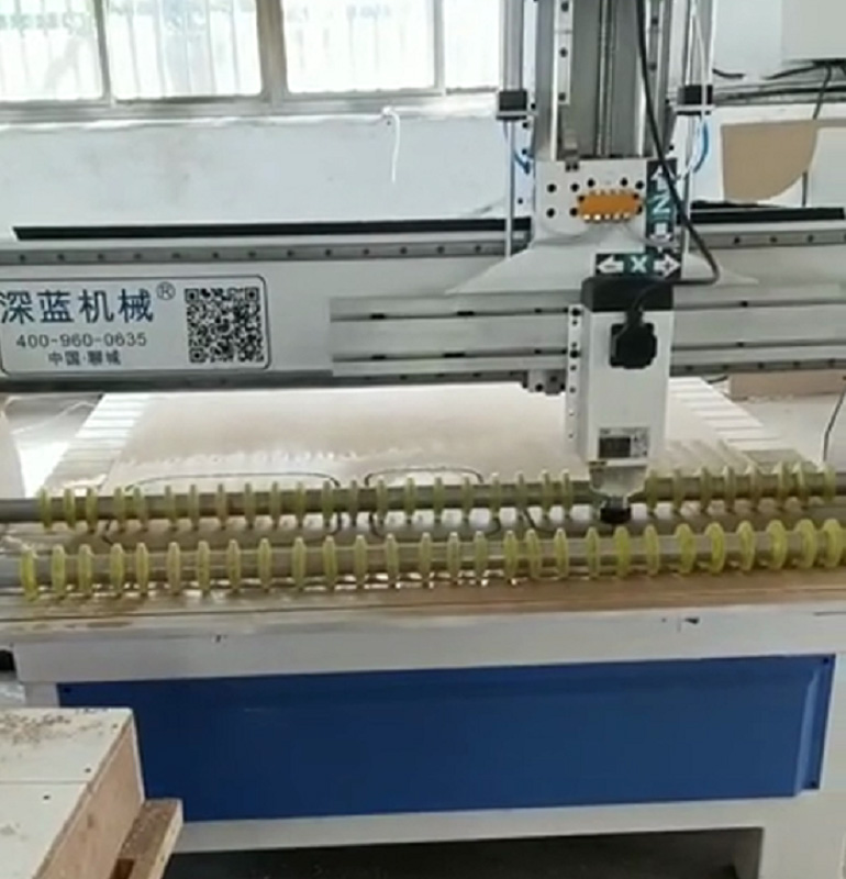 扬州客户采购1325型单工序数控木工开料
